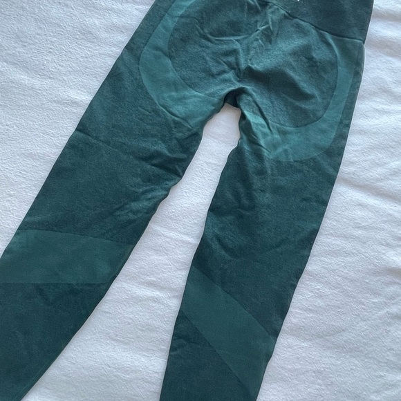 PINK Seamless Leggings - Picture 4 of 6